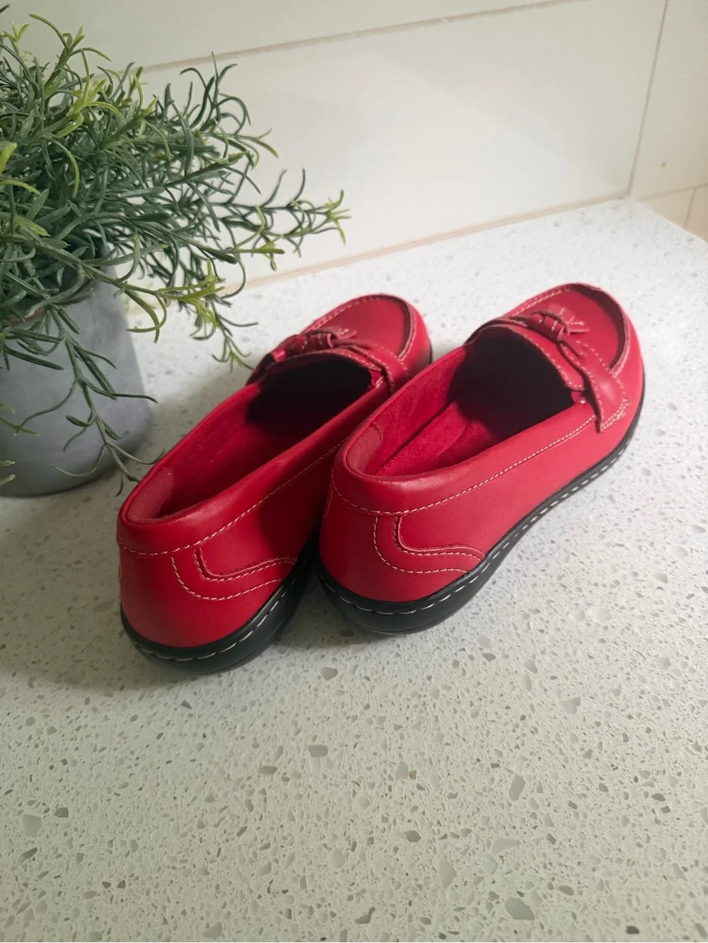 Women’s Red Leather Knot-Accent Loafers